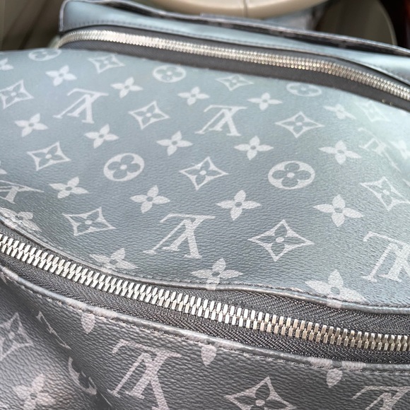 Louis Vuitton monogram eclipse discovery Backpack - Picture 4 of 6